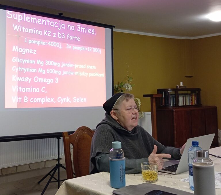 MATERIAŁY Z SESJI „ZMIENIAM SIĘ WIĘC WZRASTAM”