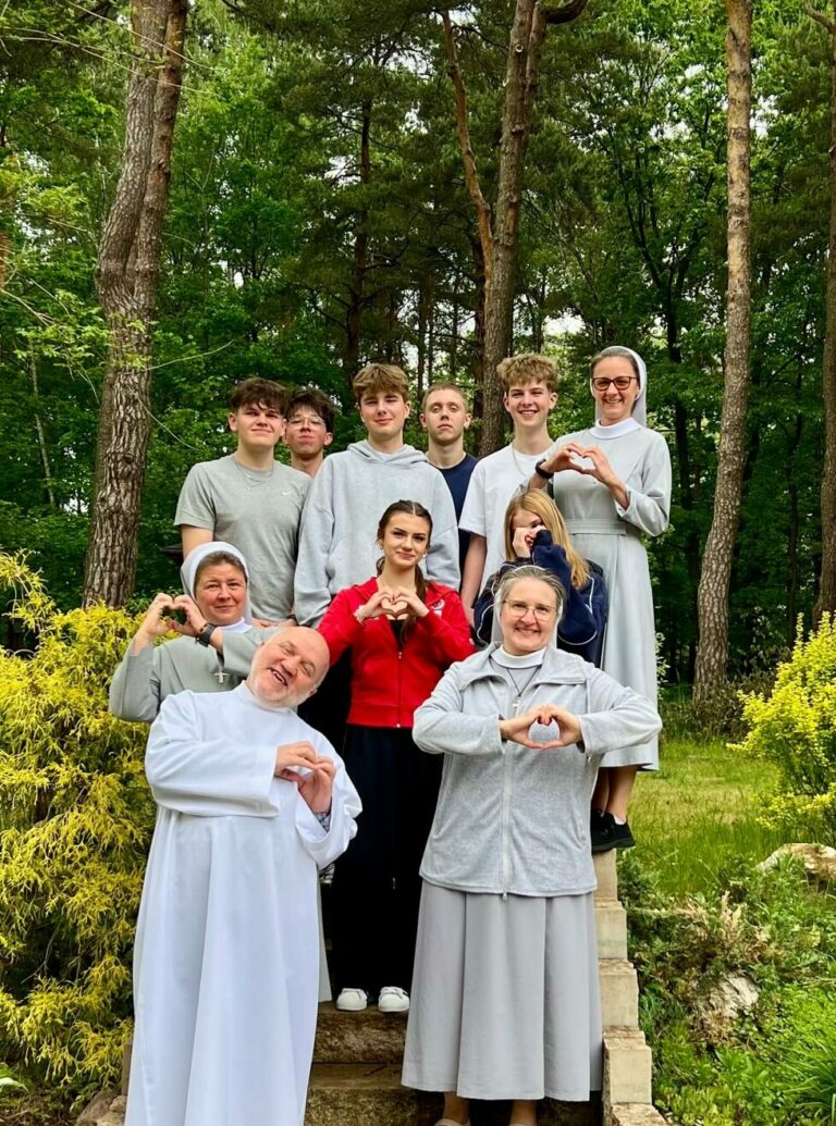 Eucharystia, adoracja i Słowo Boże